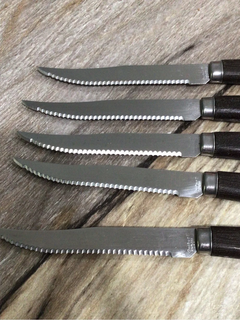 Vintage Quikut USA 5 Pc Stainless Steel Steak Knife Set Brown Faux Wood Handles